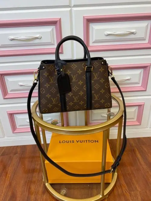 納米海綿可以清洗真皮包嗎？