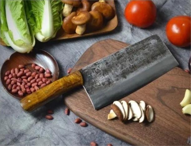 菜刀生銹了怎么清理？使用金剛砂海綿